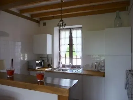 Gite Des Etangs Paulnay Chambre photo